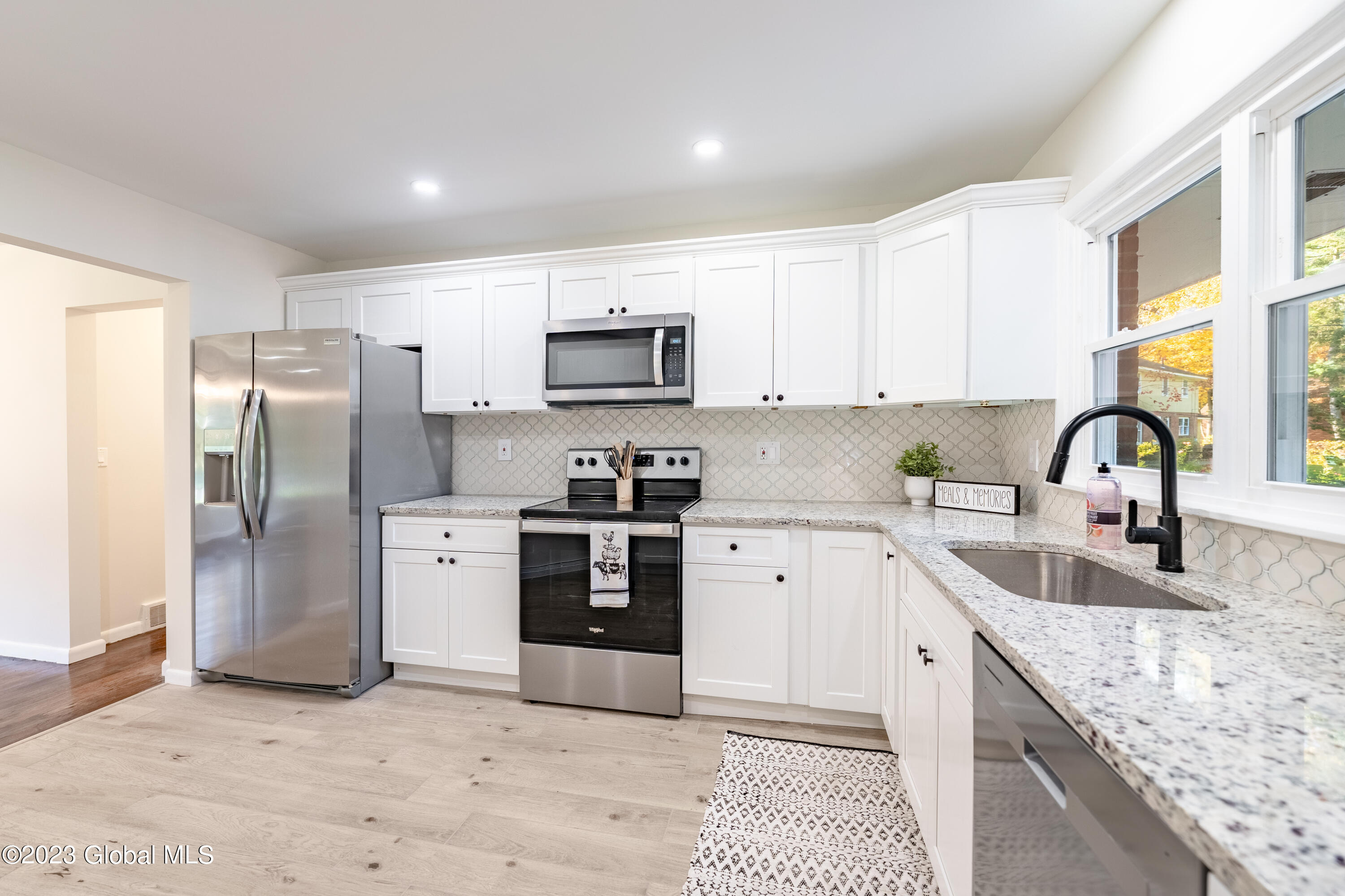 848 Londonderry Road Schenectady, NY 12309 - Photo 12 of 29 CE217A72-3EA3-4EF7-ADC5-8C7032BEA24C