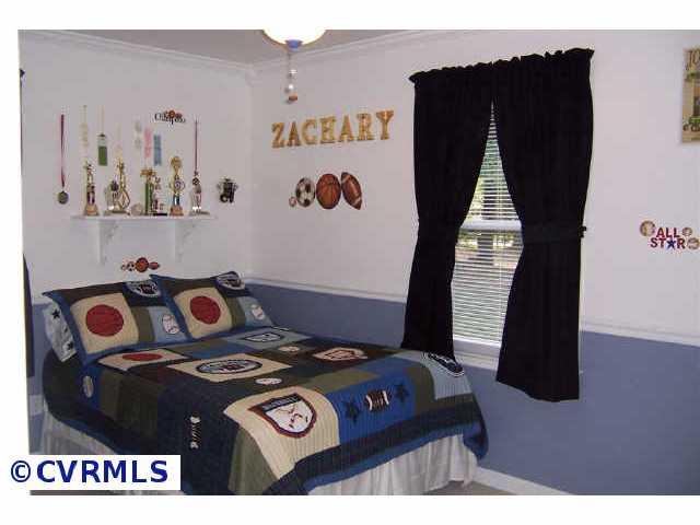 1682 Manfield Road Manquin, VA 23106 - Photo 8 of 10 Other - BEDROOM # 3, VERY CLEAN!!