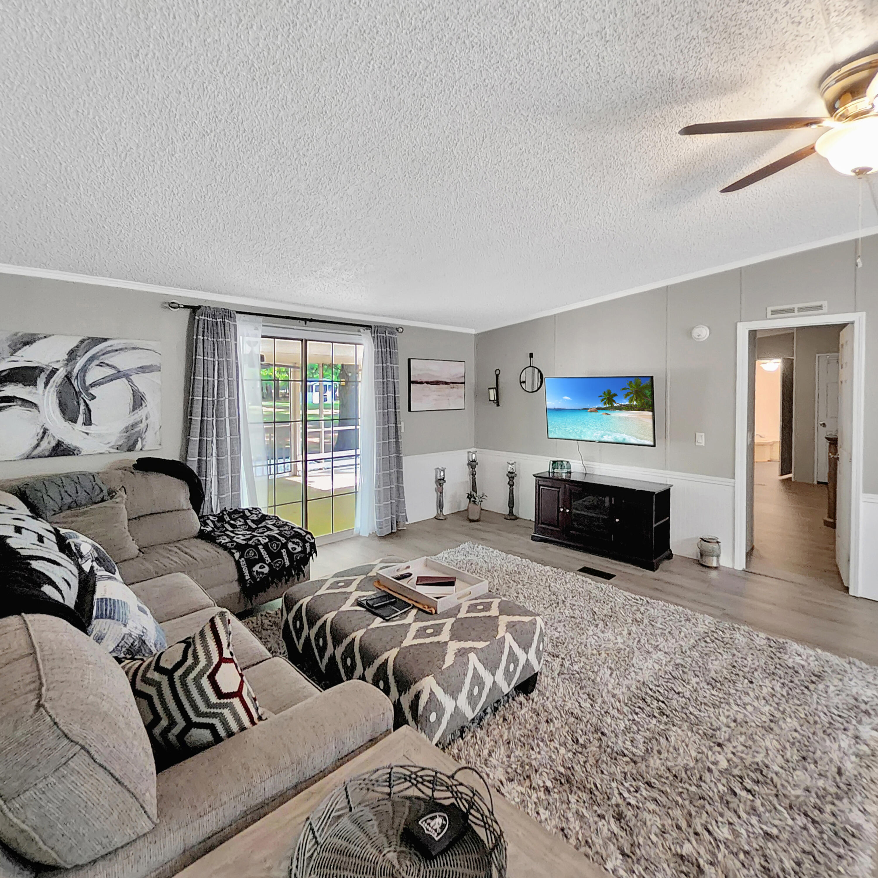 1040 Myrtle Drive Santee, SC 29142 - Photo 6 of 32 20250415_093309