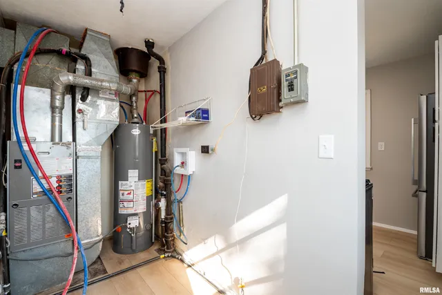 $109,500 | 1412 West Shenandoah Drive, Peoria, IL 61614