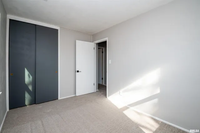 $109,500 | 1412 West Shenandoah Drive, Peoria, IL 61614