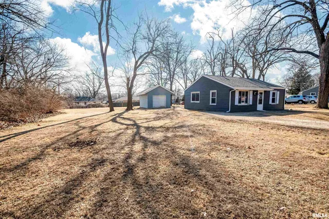 $109,500 | 1412 West Shenandoah Drive, Peoria, IL 61614