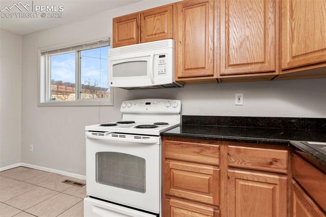 1751 Ascot Road Colorado Springs, CO 80906 - Photo 8 of 25 Gallery Image 8
