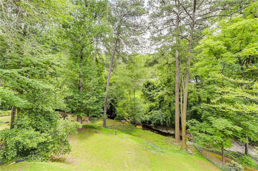 2423 Woodacres Road Northeast Atlanta, GA 30345 - Photo 34 of 39