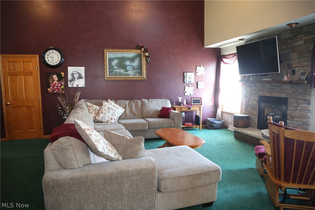 4758 Sherman Road Kent, OH 44240 - Photo 11 of 34 Gallery Image 11