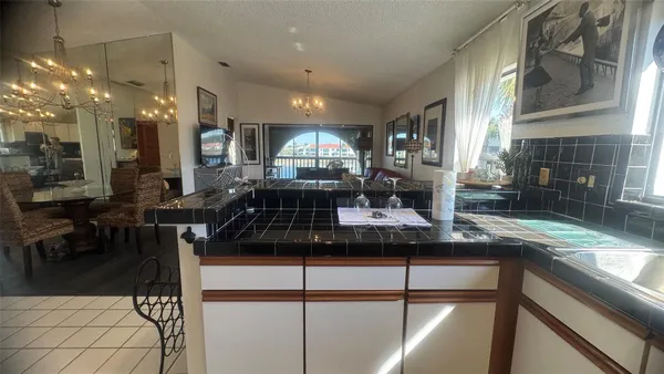 $2,100 | 5483 Casablanca Circle, Sebring, FL 33870