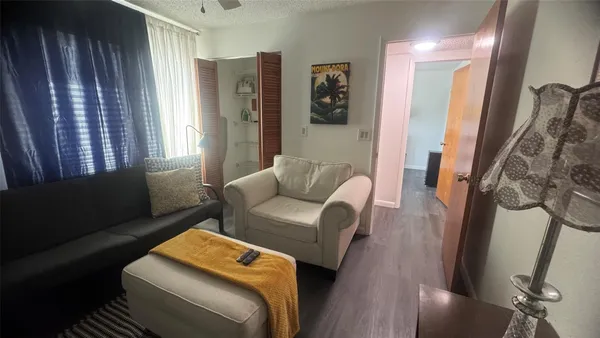 $2,100 | 5483 Casablanca Circle, Sebring, FL 33870