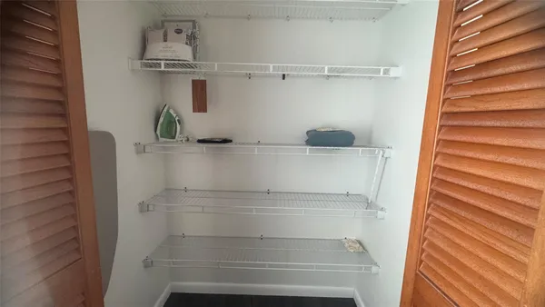 $2,100 | 5483 Casablanca Circle, Sebring, FL 33870