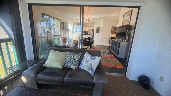 $2,100 | 5483 Casablanca Circle, Sebring, FL 33870