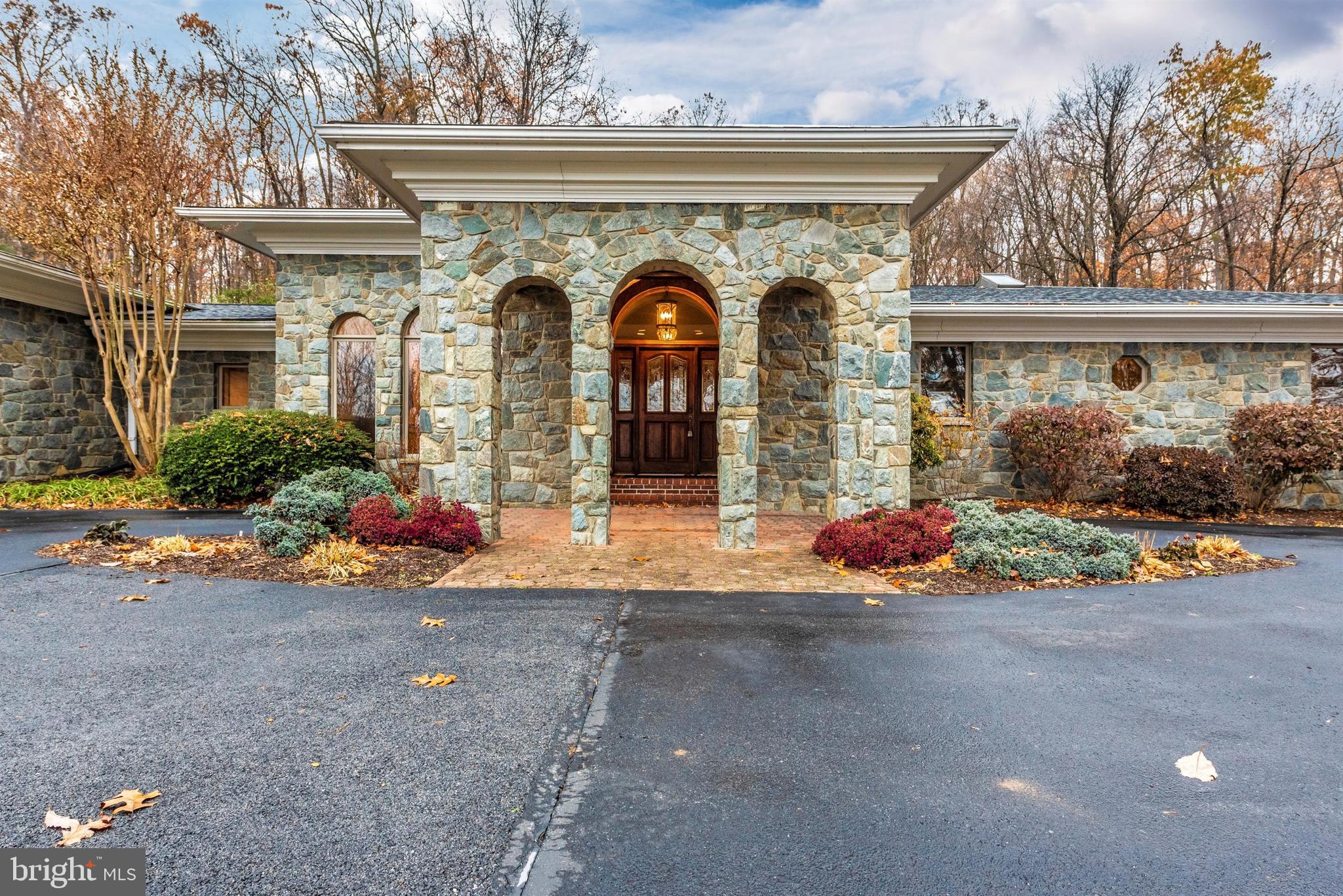 5386 Stone Road Frederick, MD 21703 - Photo 6 of 66 All brick custom-built home.