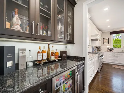 $1,800,000 | 305 Neva Avenue, Glenview, IL 60025