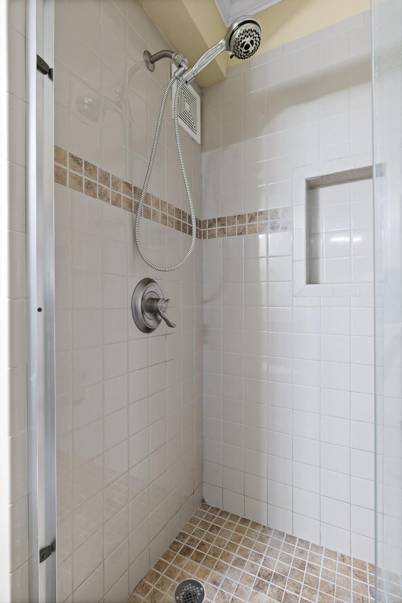 1131 Stringers Ridge Road, Unit 7C Chattanooga, TN 37405 - Photo 22 of 37 Gallery Image 22