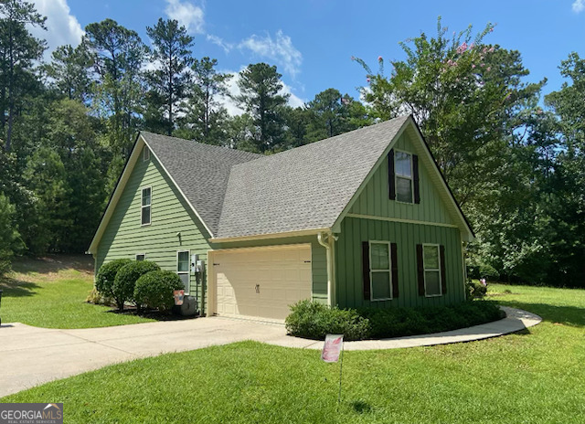 950 John Lovelace Road LaGrange, GA 30241 - Photo 6 of 47 a view of a back yard of the house
