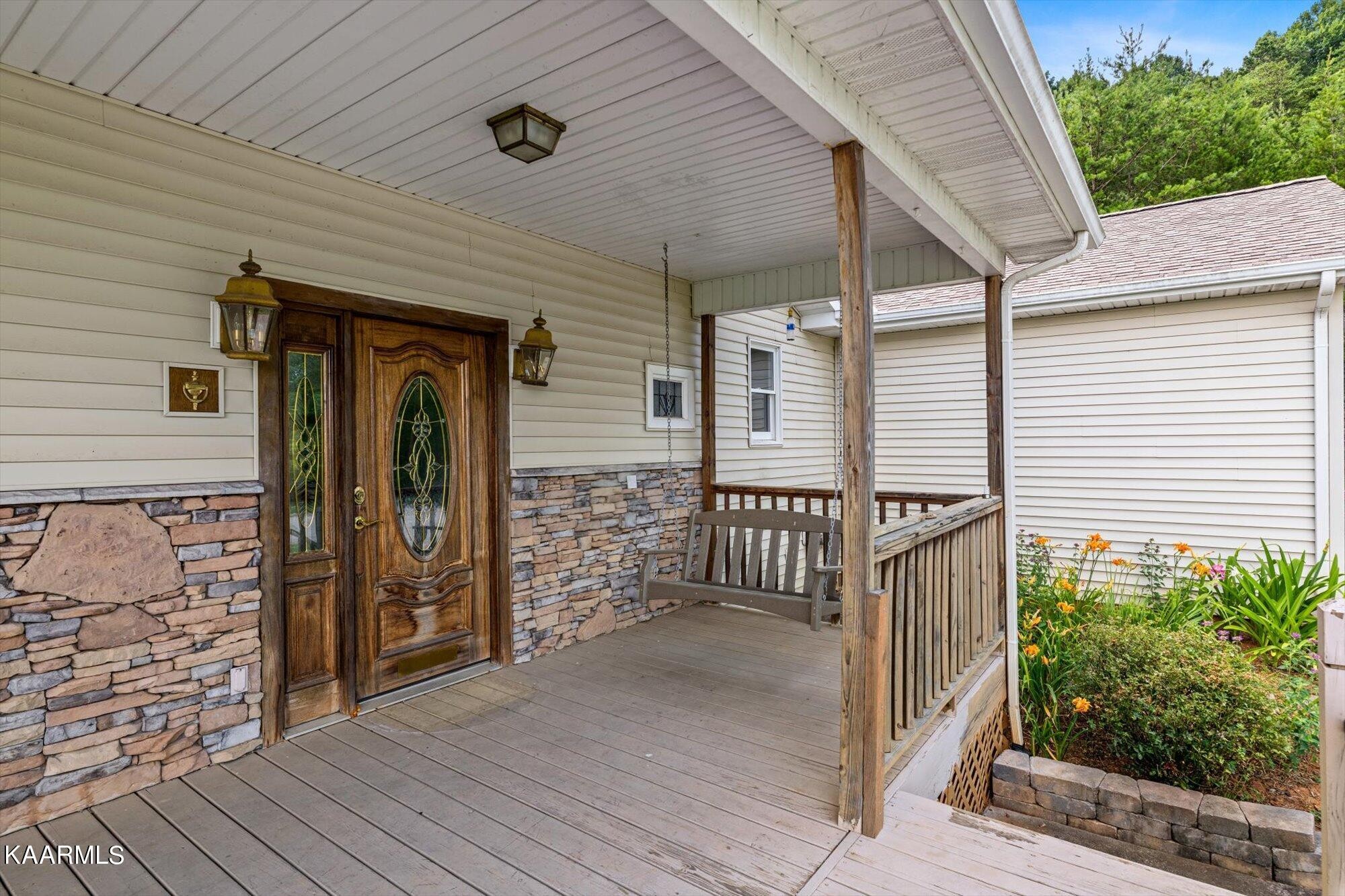 7249 Sinking Creek Road Greenback, TN 37742 - Photo 32 of 45 Gallery Image 32