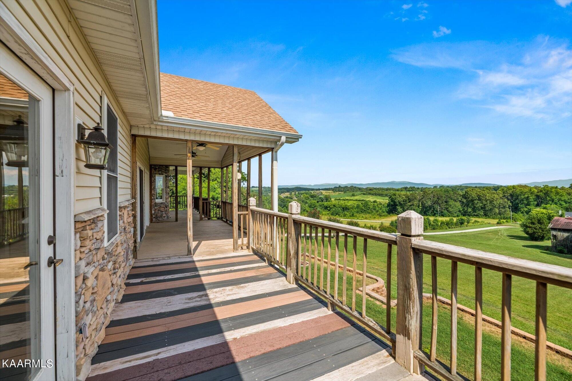 7249 Sinking Creek Road Greenback, TN 37742 - Photo 33 of 45 Gallery Image 33