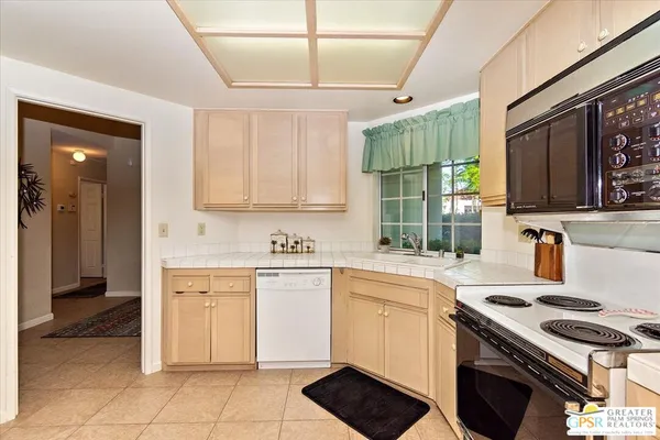 $375,000 | 77733 Calle Las Brisas South, Palm Desert, CA 92211