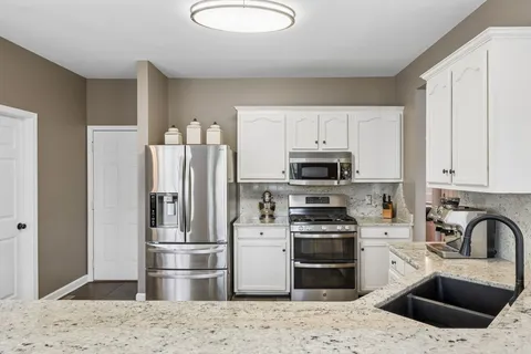 $669,000 | 605 Redleaf Ridge Circle, Nashville, TN 37211