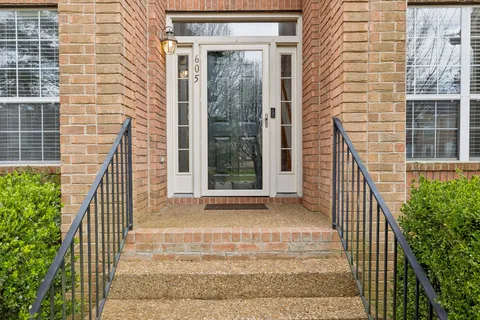 $669,000 | 605 Redleaf Ridge Circle, Nashville, TN 37211