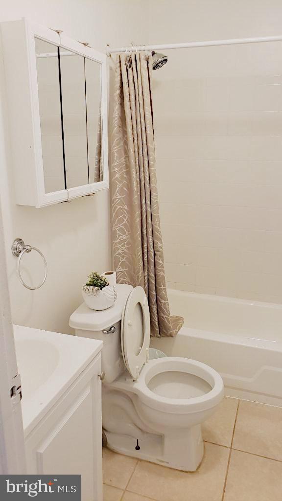 2402 Spruce Street, Unit 2R Philadelphia, PA 19103 - Photo 5 of 5