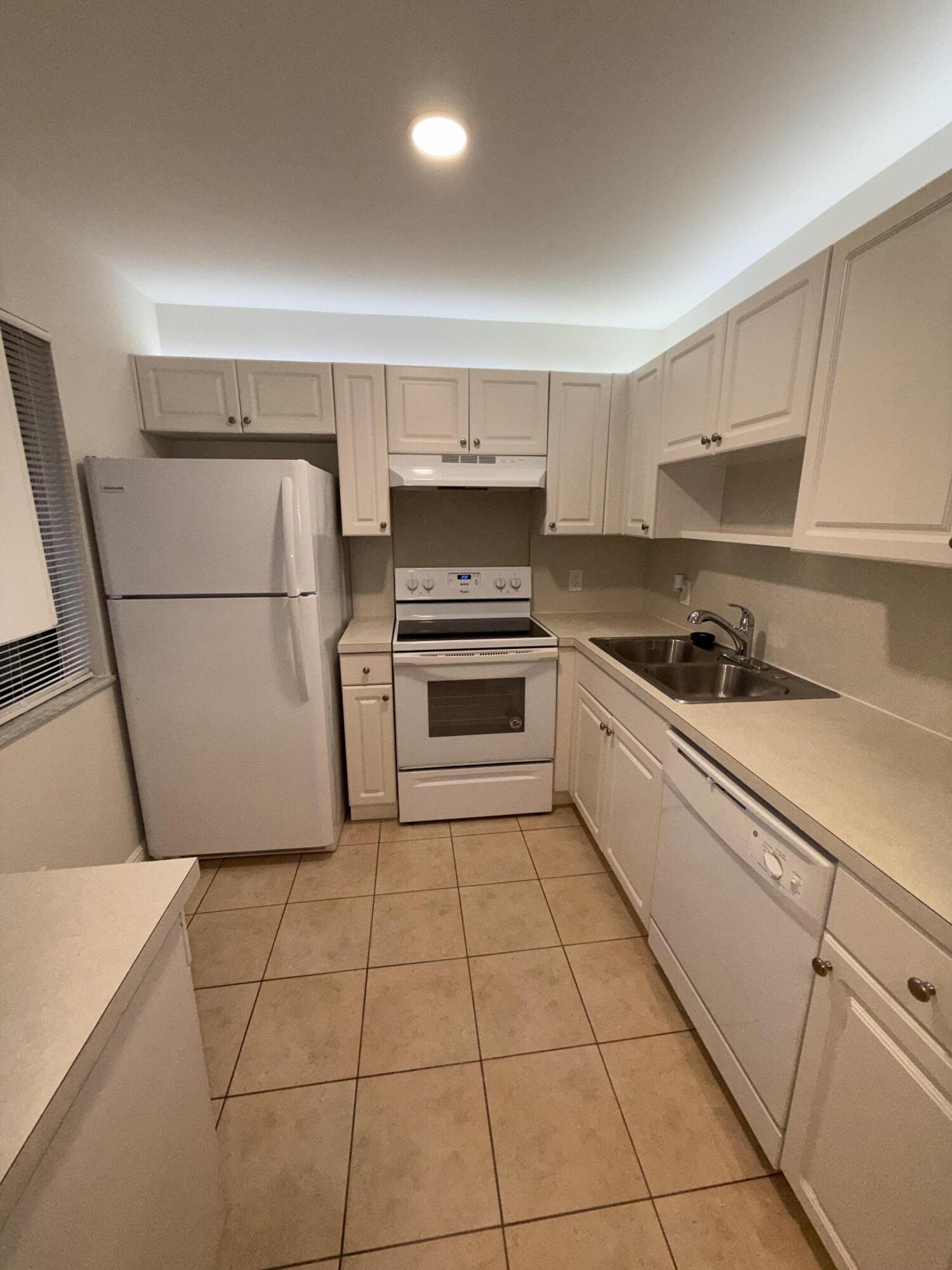 800 Northwest Fork Road, Unit 71 Stuart, FL 34994 - Photo 15 of 16 IMG_2983