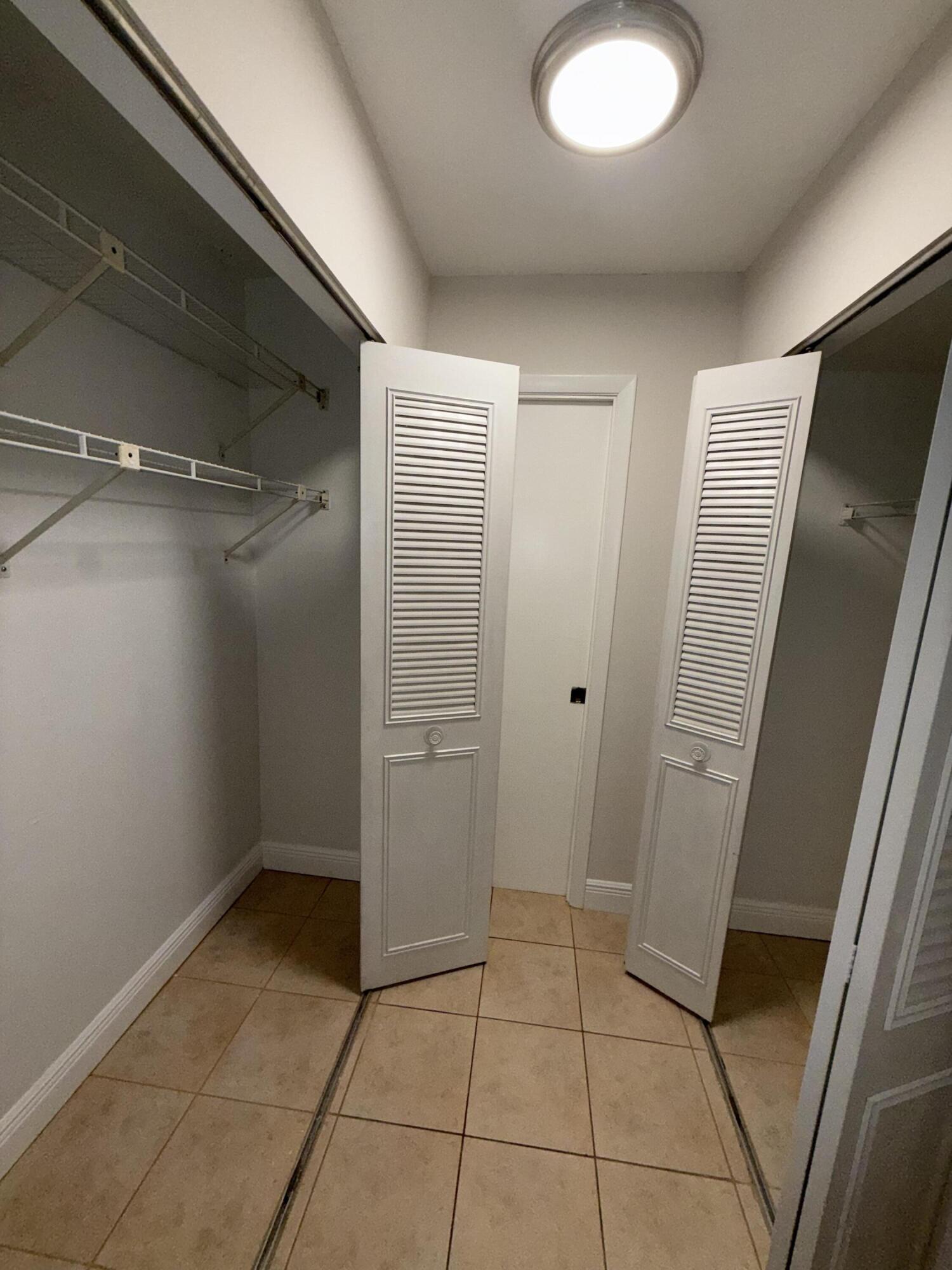 800 Northwest Fork Road, Unit 71 Stuart, FL 34994 - Photo 9 of 16 IMG_2989
