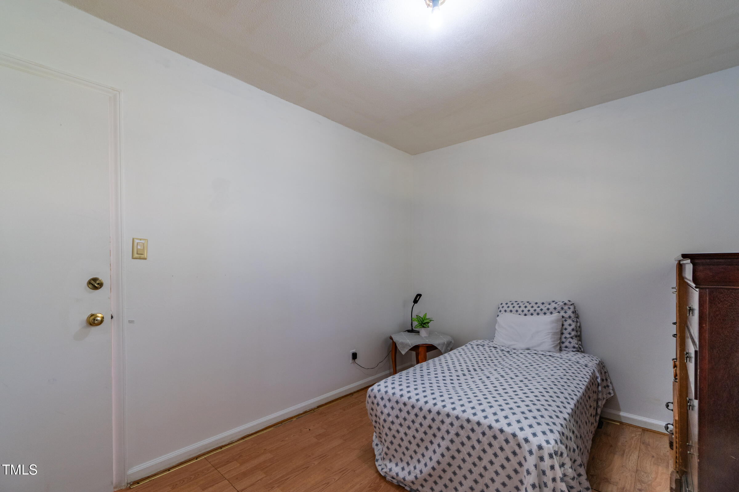 2414 Buckingham Road Burlington, NC 27217 - Photo 21 of 33 DSC08063-HDR