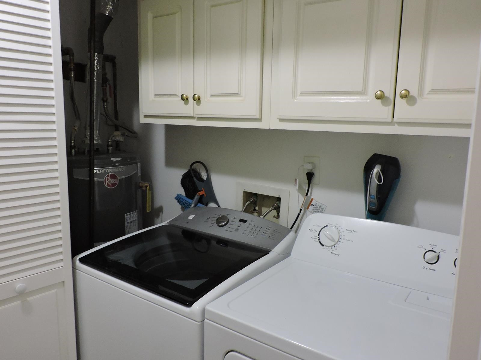 5877 Branchwood Road Raleigh, NC 27609 - Photo 28 of 35 Photo 28