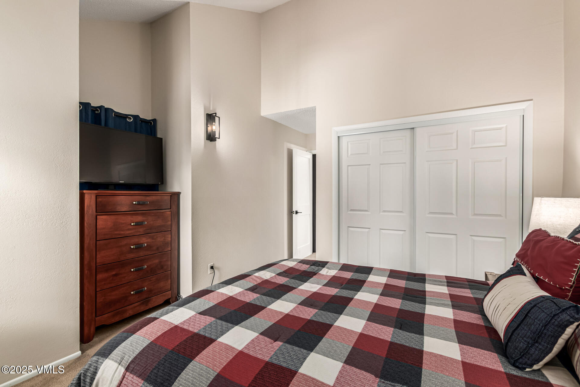 903 North Frontage Road West, Unit 9 Vail, CO 81657 - Photo 15 of 24 20 - Frontage