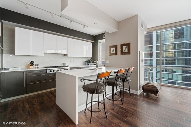 1201 South Prairie Avenue, Unit 4501 Chicago, IL 60605 - Photo 11 of 35