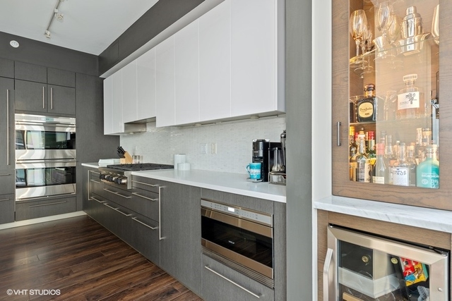 1201 South Prairie Avenue, Unit 4501 Chicago, IL 60605 - Photo 13 of 35