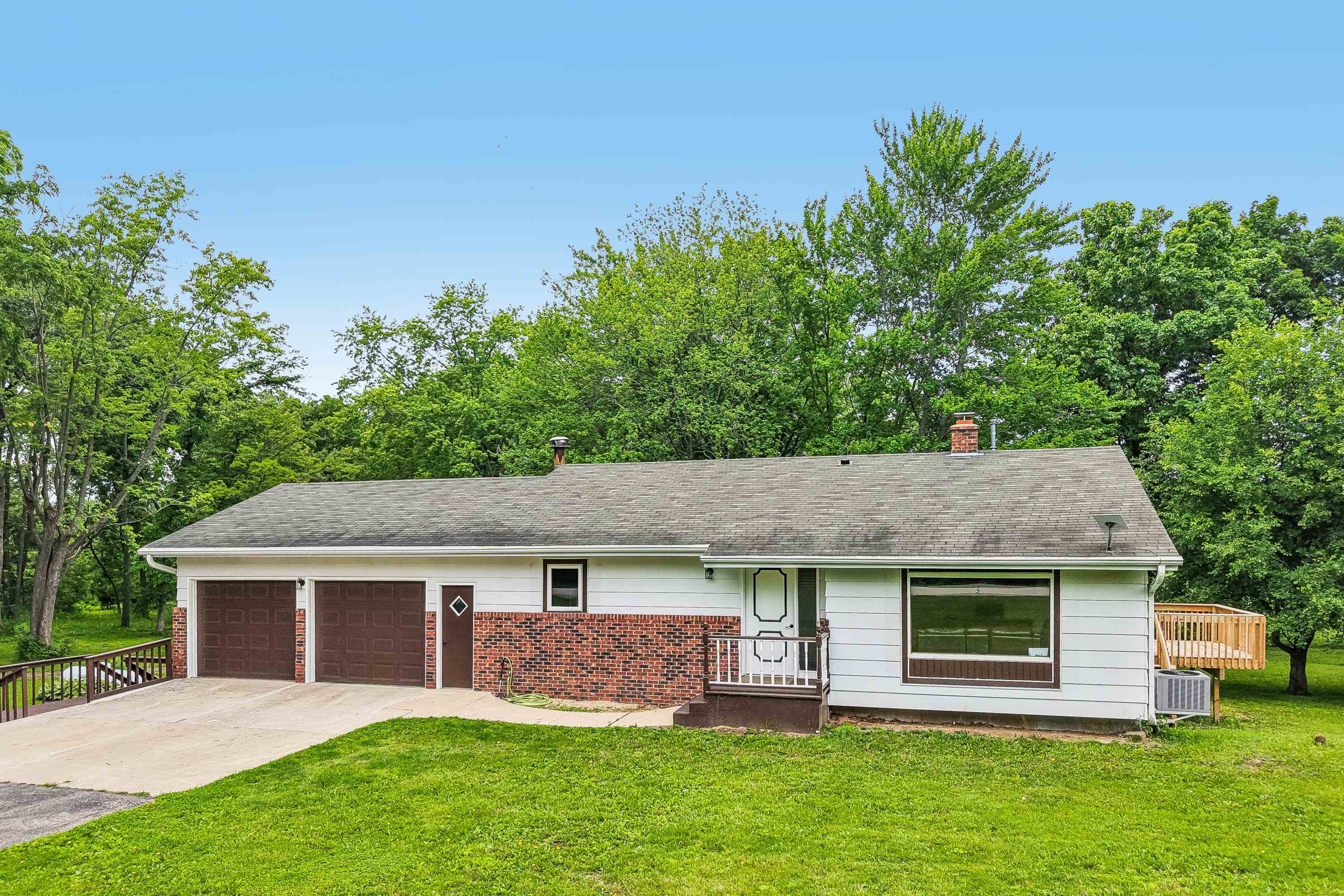 W1152 Fox Columbus, WI 53925 - Photo 39 of 68