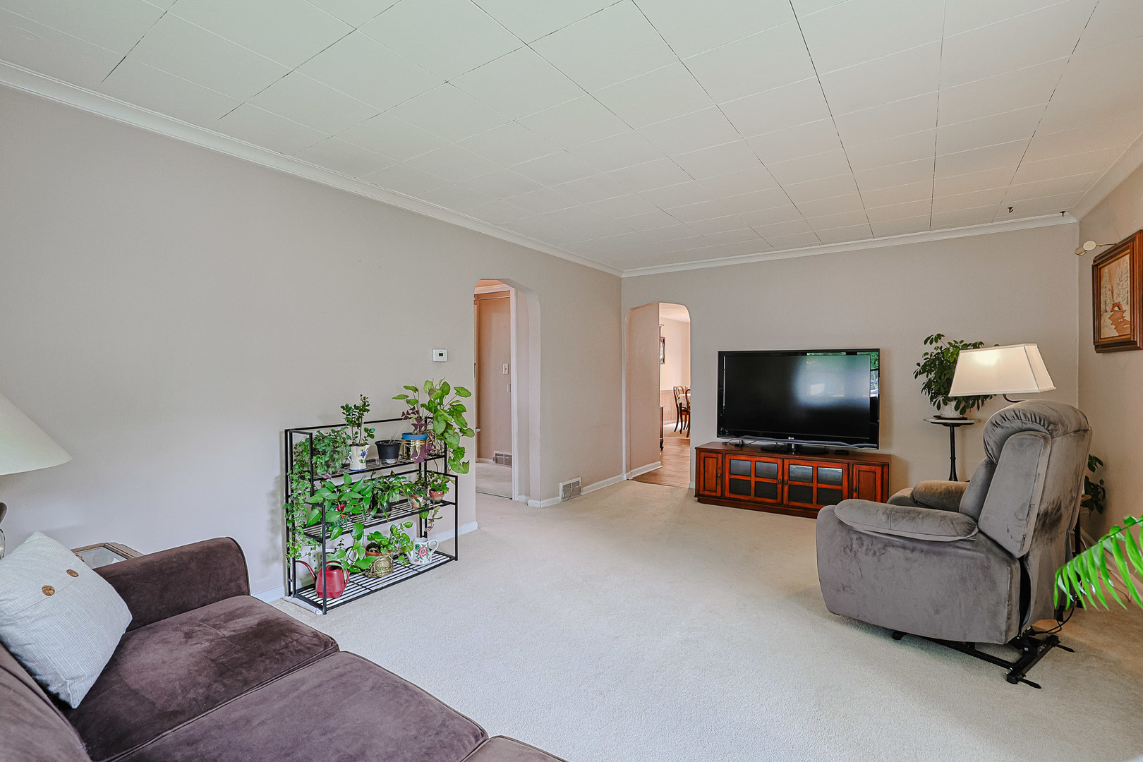 37 North Addison Road Villa Park, IL 60181 - Photo 10 of 25 Gallery Image 10