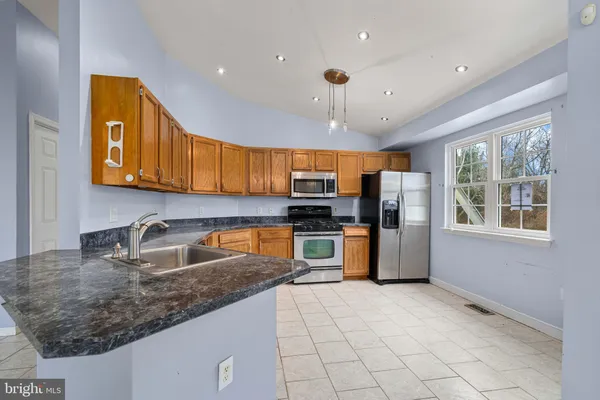 $330,000 | 21 Charles Drive, New Castle, DE 19720