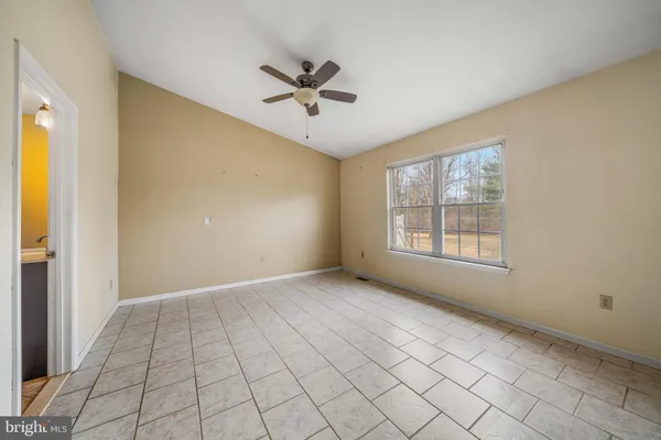 $330,000 | 21 Charles Drive, New Castle, DE 19720