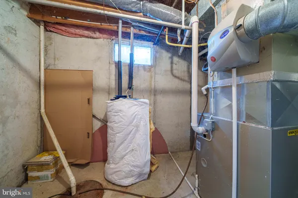 $330,000 | 21 Charles Drive, New Castle, DE 19720