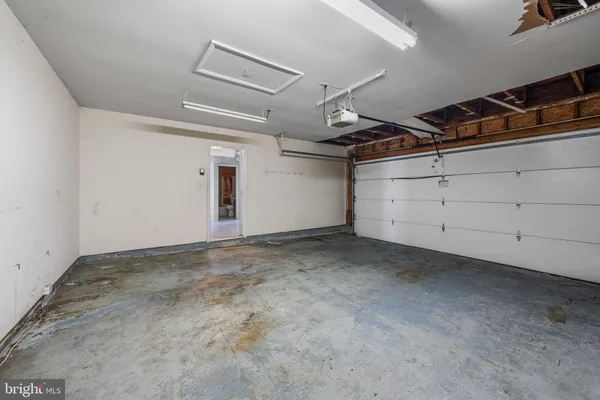 $330,000 | 21 Charles Drive, New Castle, DE 19720