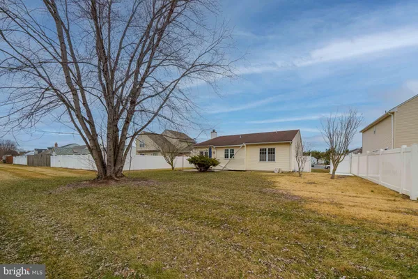 $330,000 | 21 Charles Drive, New Castle, DE 19720