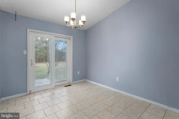 $330,000 | 21 Charles Drive, New Castle, DE 19720