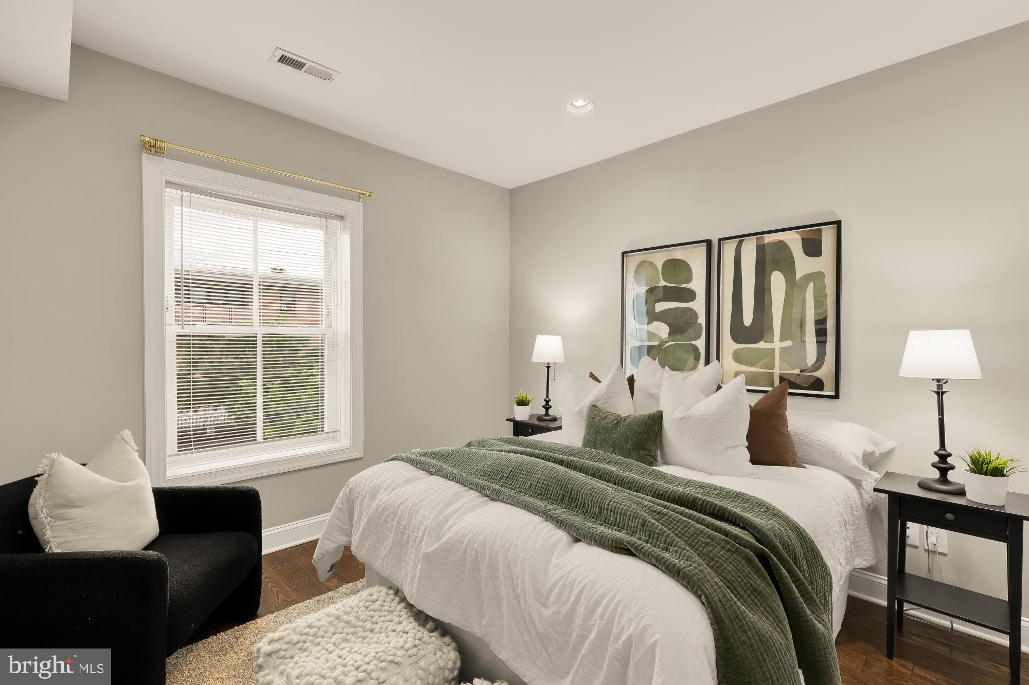 1018 13th Street Southeast, Unit 2 Washington, DC 20003 - Photo 12 of 22