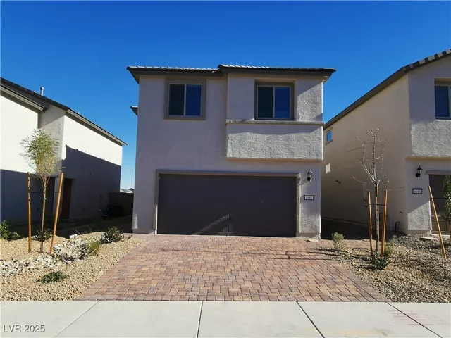 $2,199 | 5982 Swift Lariat Street, Las Vegas, NV 89113