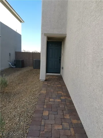 $2,199 | 5982 Swift Lariat Street, Las Vegas, NV 89113