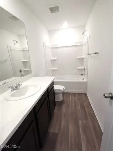 $2,199 | 5982 Swift Lariat Street, Las Vegas, NV 89113