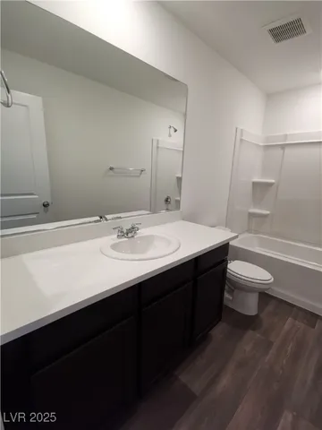 $2,199 | 5982 Swift Lariat Street, Las Vegas, NV 89113