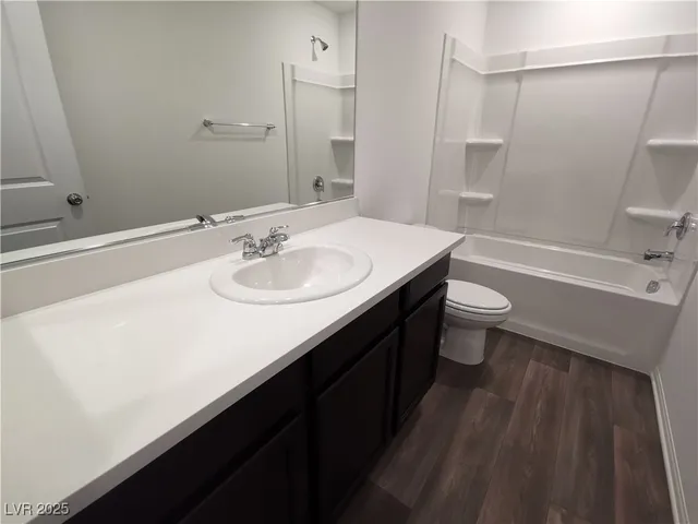 $2,199 | 5982 Swift Lariat Street, Las Vegas, NV 89113