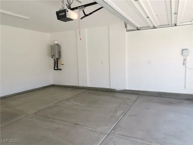 $2,199 | 5982 Swift Lariat Street, Las Vegas, NV 89113