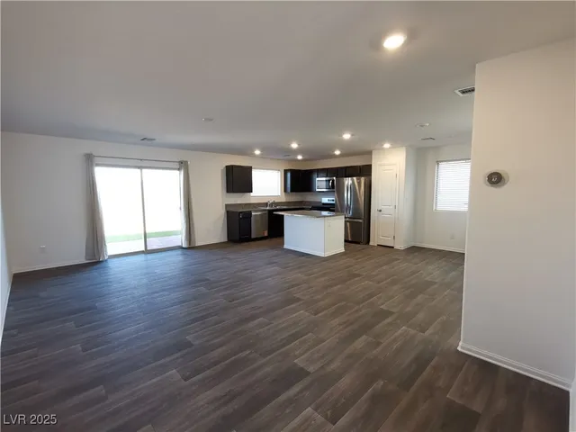 $2,199 | 5982 Swift Lariat Street, Las Vegas, NV 89113