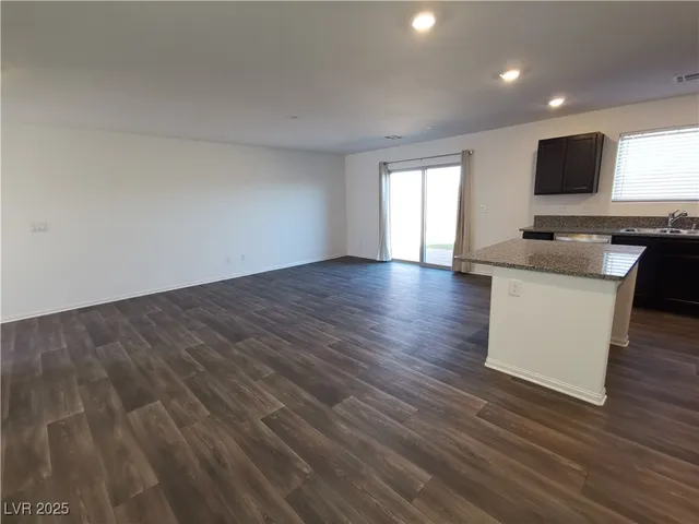 $2,199 | 5982 Swift Lariat Street, Las Vegas, NV 89113