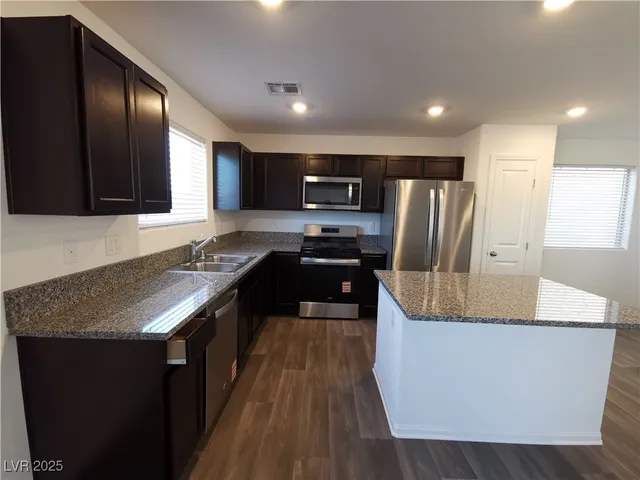 $2,199 | 5982 Swift Lariat Street, Las Vegas, NV 89113