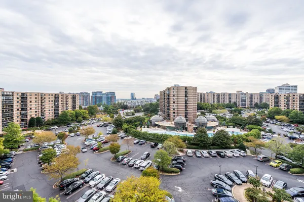 $2,400 | 8370 Greensboro Drive, Unit 223, McLean, VA 22102