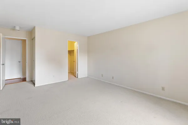 $2,400 | 8370 Greensboro Drive, Unit 223, McLean, VA 22102